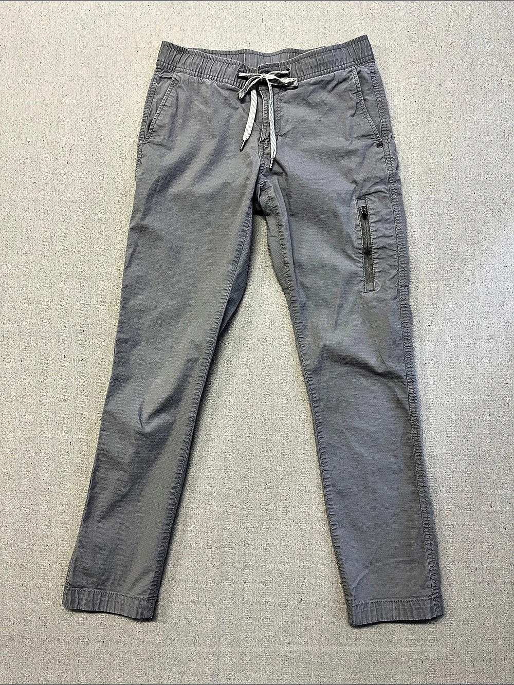 Vuori The Rise The Shine Gray Ripstop Drawstring Pants XS